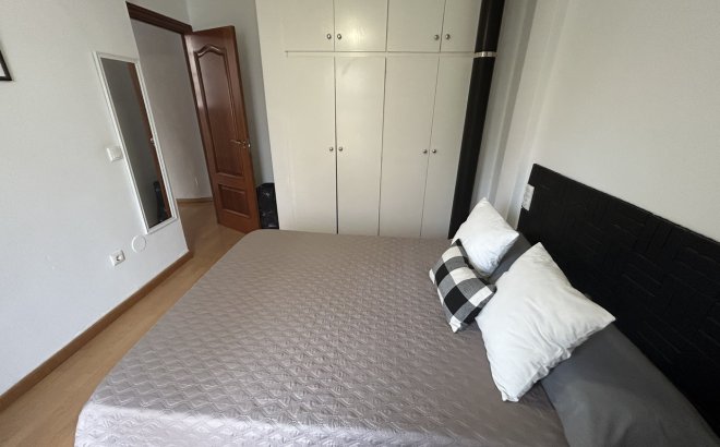 Herverkoop - Town House -
Torrevieja - Costa Blanca