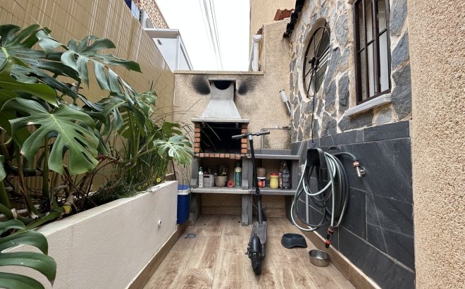 Herverkoop - Town House -
Torrevieja - Costa Blanca