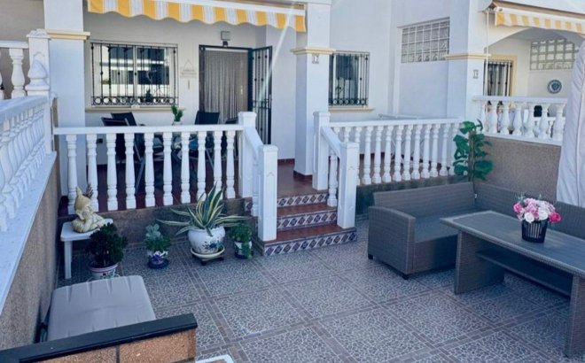 Herverkoop - Bungalow -
Orihuela Costa - Costa Blanca