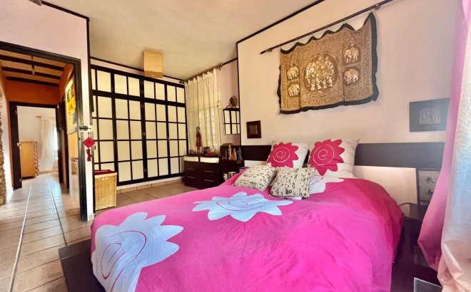 Resale - Villa -
Torrevieja - Los Balcones - Los Altos del Edén