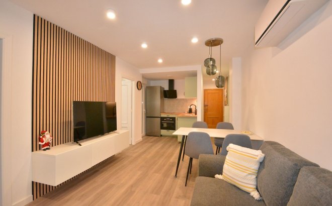 Resale - Apartment -
Torrevieja - Costa Blanca