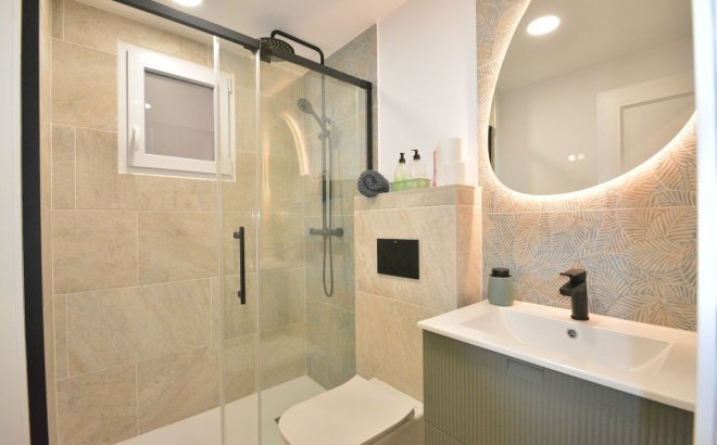 Resale - Apartment -
Torrevieja - Costa Blanca