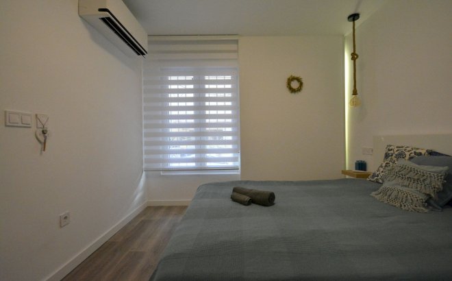 Resale - Apartment -
Torrevieja - Costa Blanca