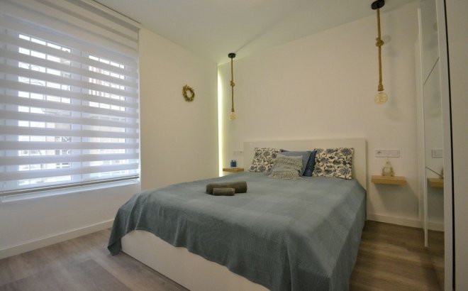 Resale - Apartment -
Torrevieja - Costa Blanca