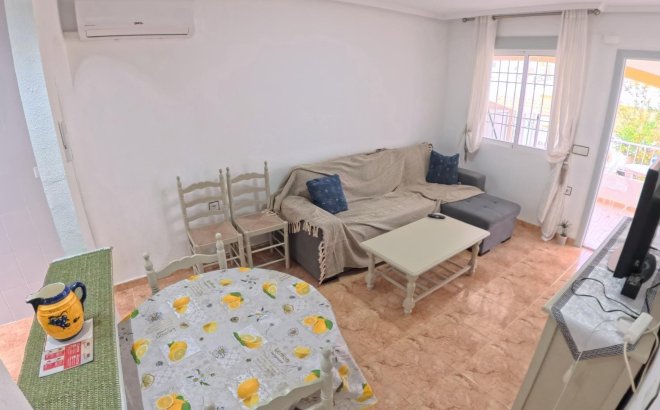 Resale - Bungalow -
Torrevieja - El Limonar
