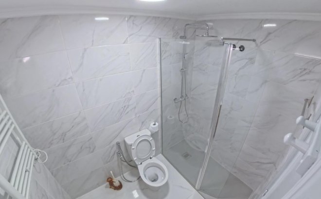 Resale - Bungalow -
Torrevieja - El Limonar