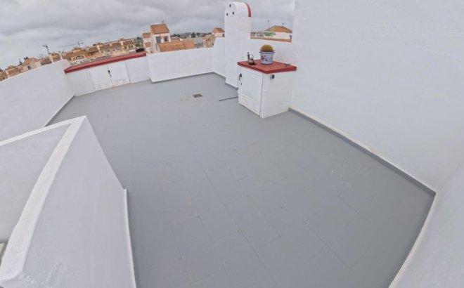 Resale - Bungalow -
Torrevieja - El Limonar