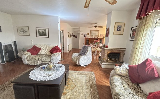 Herverkoop - Villa -
Las Ramblas Golf - Inland