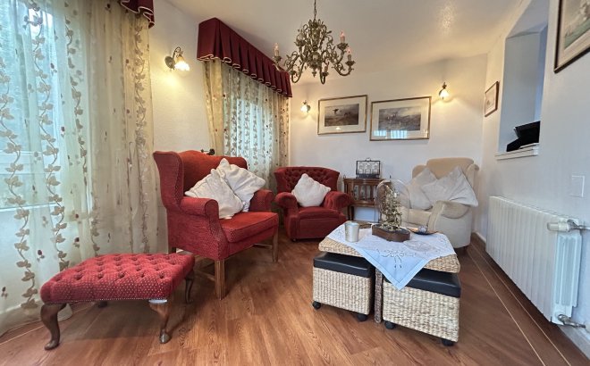 Herverkoop - Villa -
Las Ramblas Golf - Inland