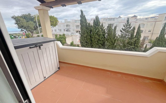 Resale - Dúplex -
San Miguel de Salinas - Las Filipinas