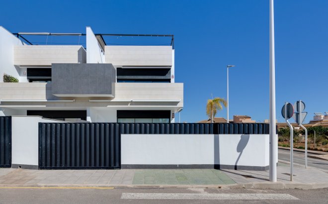 Resale - Bungalow -
Pilar de la Horadada - Costa Blanca