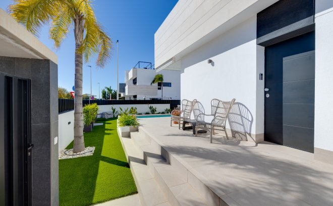 Resale - Bungalow -
Pilar de la Horadada - Costa Blanca