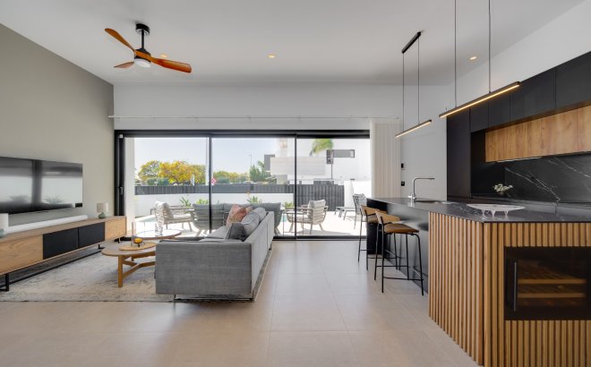 Resale - Bungalow -
Pilar de la Horadada - Costa Blanca