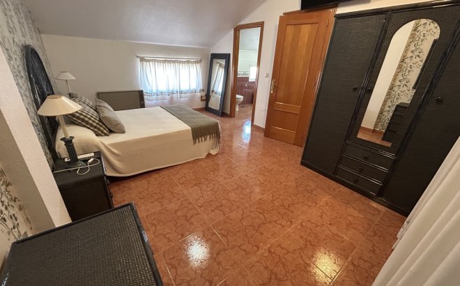 Resale - Town House -
Torre de la Horadada - Costa Blanca