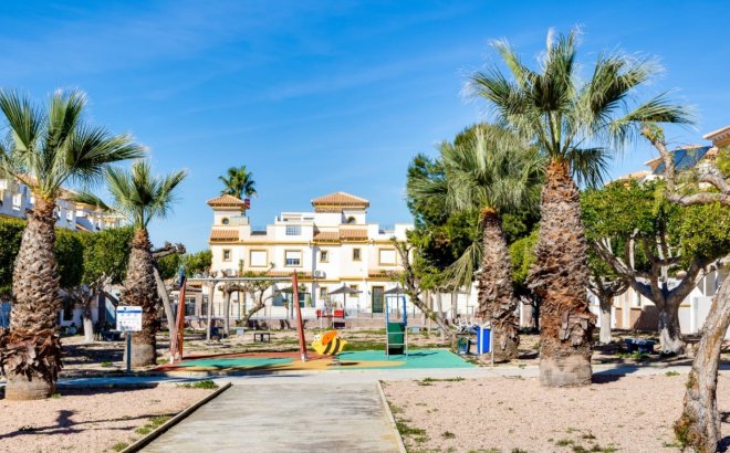 Resale - Town House -
Torrevieja - Costa Blanca