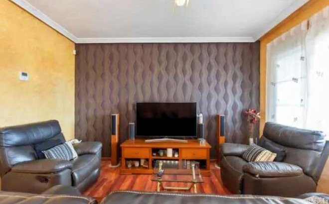 Resale - Villa -
Torrevieja - Aguas Nuevas