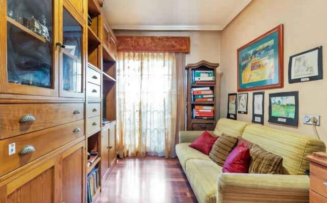 Resale - Villa -
Torrevieja - Aguas Nuevas