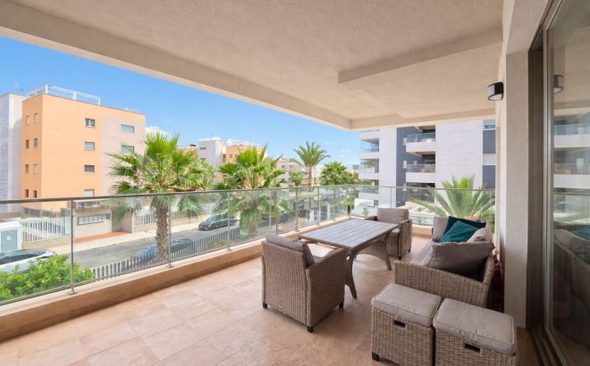 Resale - Apartment -
Orihuela Costa - Villamartín