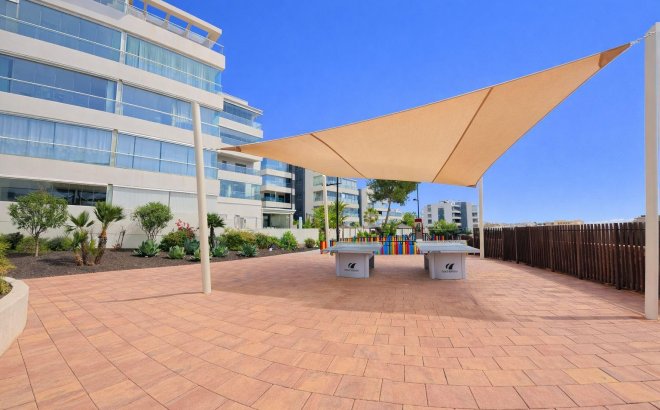 Resale - Apartment -
Orihuela Costa - Villamartín