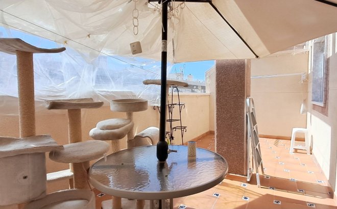 Herverkoop - Penthouse -
Torrevieja