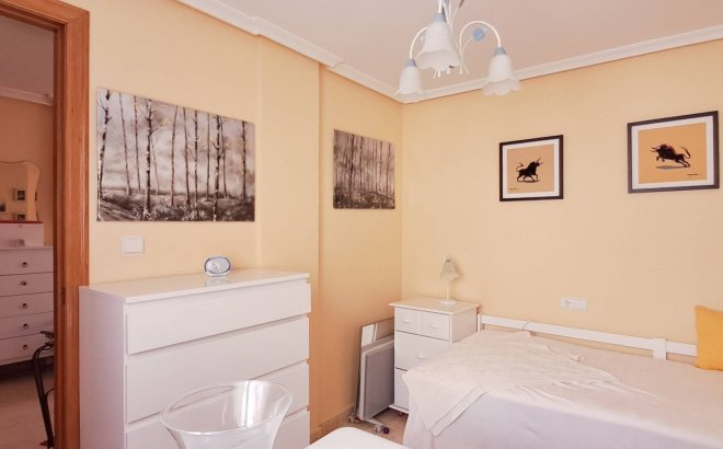 Herverkoop - Penthouse -
Torrevieja