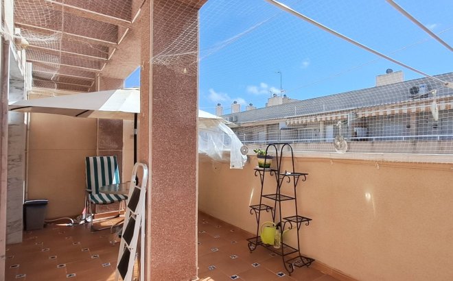 Herverkoop - Penthouse -
Torrevieja