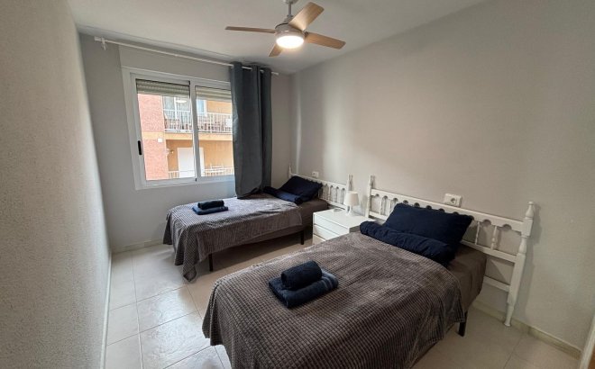 Resale - Apartment -
Torrevieja - Playa De Los Naufragos