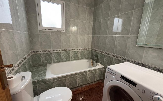 Resale - Apartment -
Torrevieja - Playa del Cura