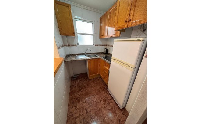 Resale - Apartment -
Torrevieja - Playa del Cura