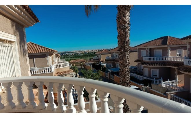 Resale - Villa -
Los Altos - Costa Blanca