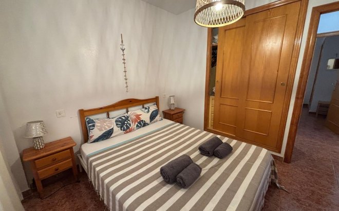 Resale - Apartment -
Torrevieja - Playa de los Locos