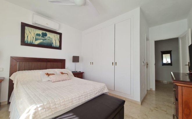 Resale - Villa -
Orihuela Costa - Lomas De Campoamor-las Ramblas