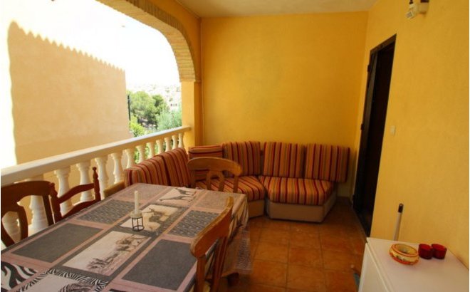 Resale - Villa -
Villamartin - Costa Blanca