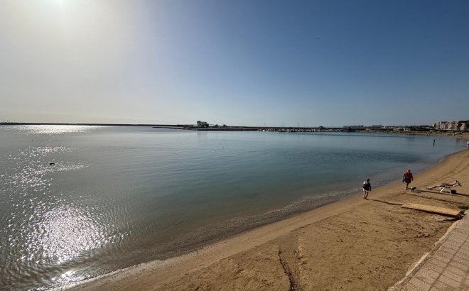 Resale - Penthouse -
Torrevieja - Acequion