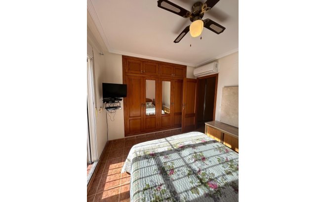 Resale - Dúplex -
Orihuela Costa - Punta Prima