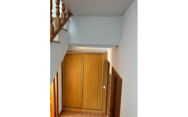 Resale - Dúplex -
Orihuela Costa - Punta Prima