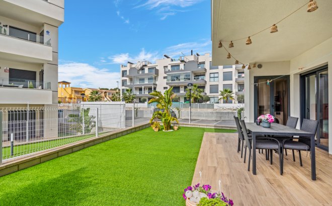 Resale - Apartment -
Villamartin - Costa Blanca