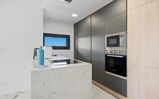 Resale - Apartment -
Villamartin - Costa Blanca