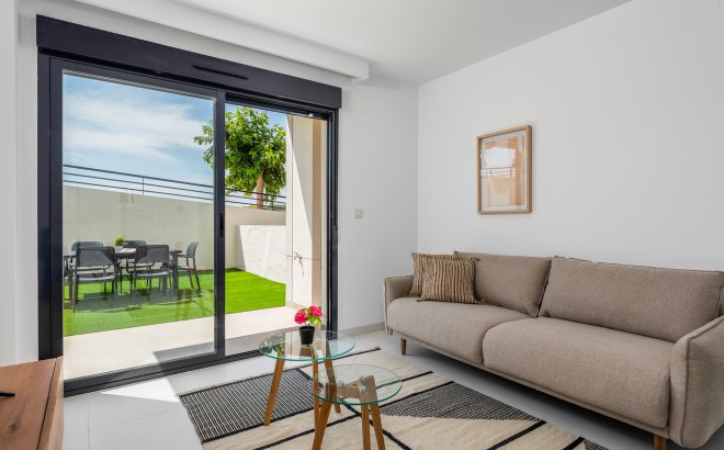 Resale - Apartment -
San Miguel de Salinas - Inland