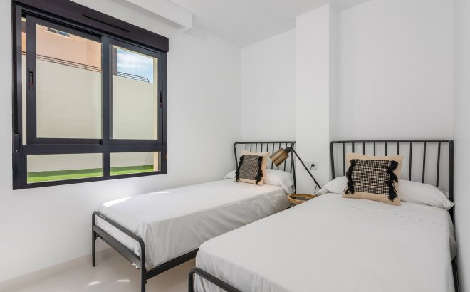 Resale - Apartment -
San Miguel de Salinas - Inland