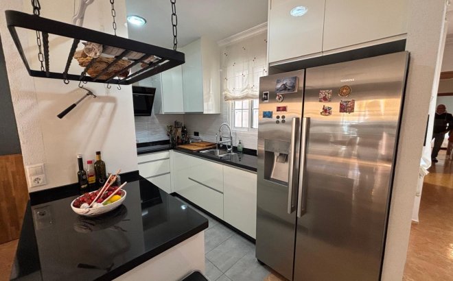 Herverkoop - Appartement -
Torrevieja