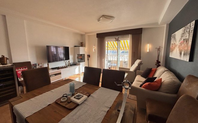 Herverkoop - Appartement -
Torrevieja