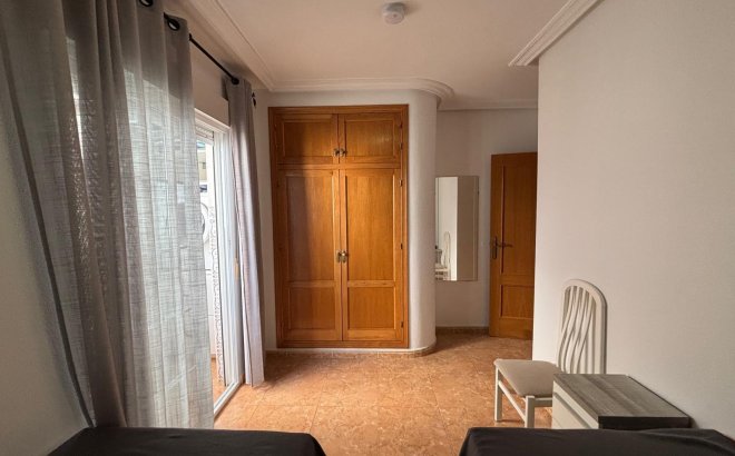 Herverkoop - Appartement -
Torrevieja