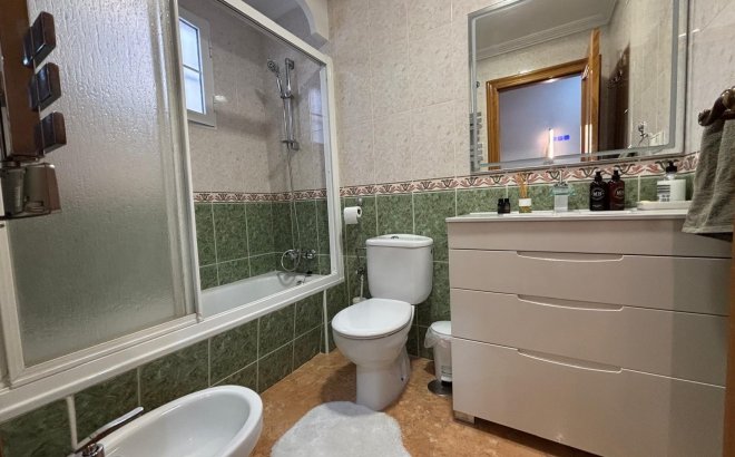 Herverkoop - Appartement -
Torrevieja