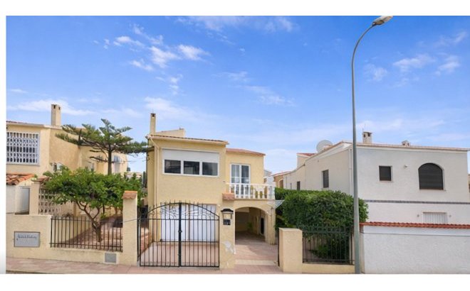 Resale - Villa -
San Fulgencio - Costa Blanca