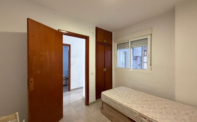 Resale - Apartment -
Torrevieja - Playa de los Locos
