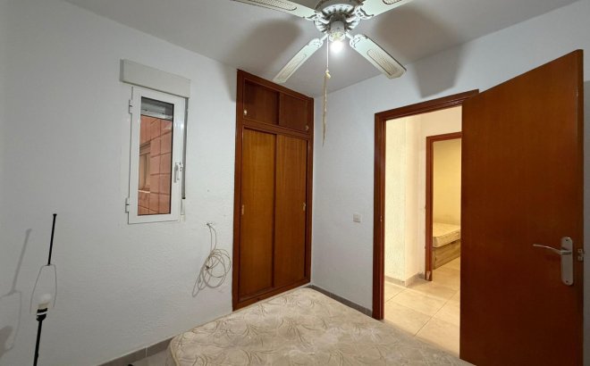 Resale - Apartment -
Torrevieja - Playa de los Locos