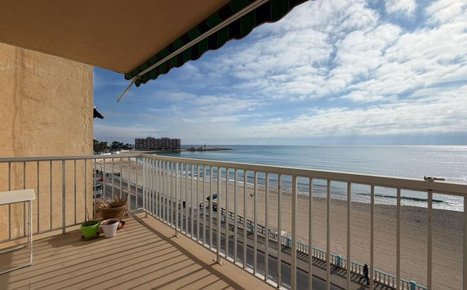 Resale - Apartment -
Torrevieja - Playa de los Locos