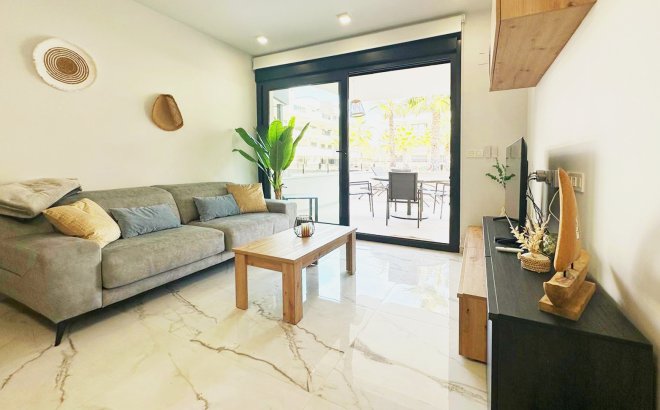 Resale - Apartment -
Torrevieja - Costa Blanca