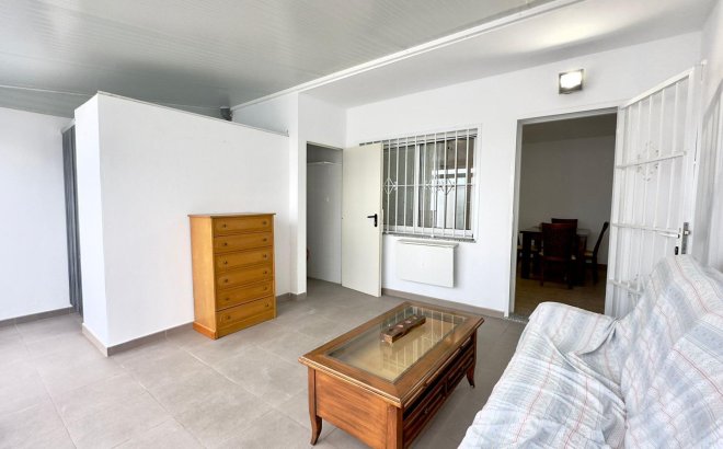 Resale - Bungalow -
Torrevieja - El Limonar